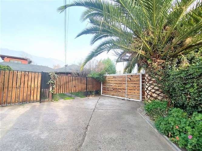 13.400 UF CASA VENTA EN PASAJE en La Reina TOBALABA