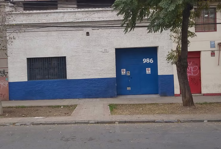 Arriendo Local Comercial, Bodega y Oficinas sector Av. Matta y Vicuña Mackenna.
