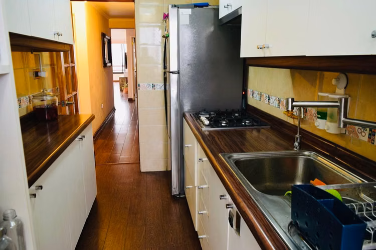 Arriendo Departamento Amoblado . Edificio Arrecife.
