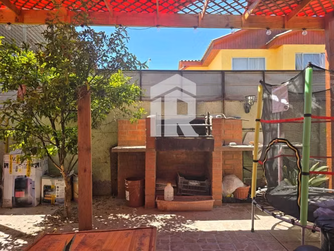 Venta casa ampliada en La Pradera
