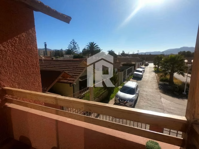 Venta de Increible casa en Villa, sector San Fernando