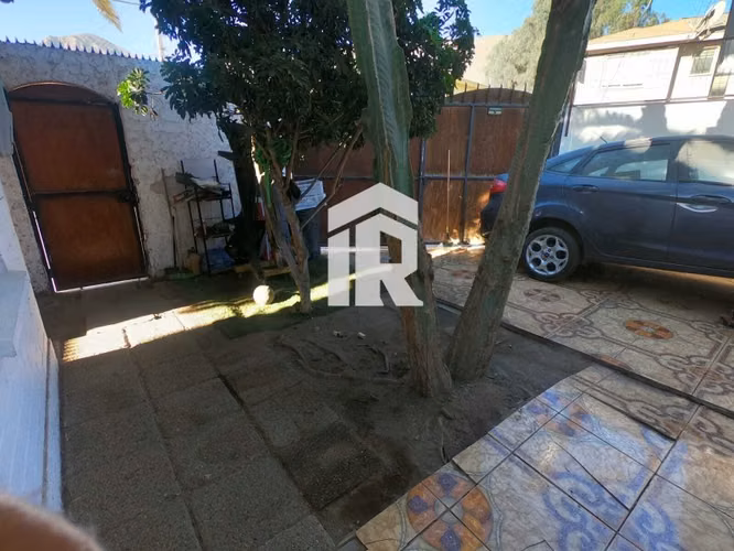 Venta casa con negocio sector salida norte