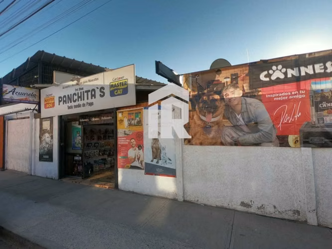 Venta casa con negocio sector salida norte