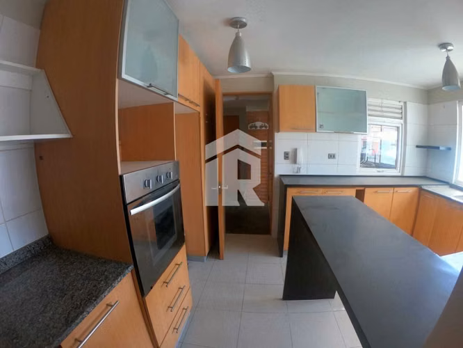 Venta de espaciosa casa en Condominio Mirador del Valle 1