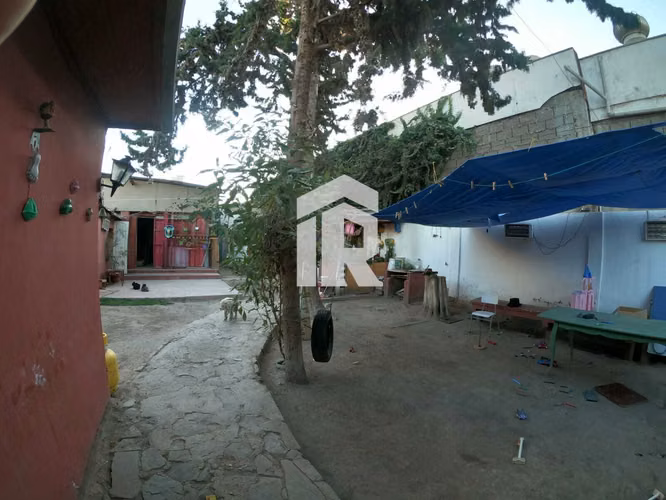 Venta Terreno con 2 locales comerciales. - Imagen 4