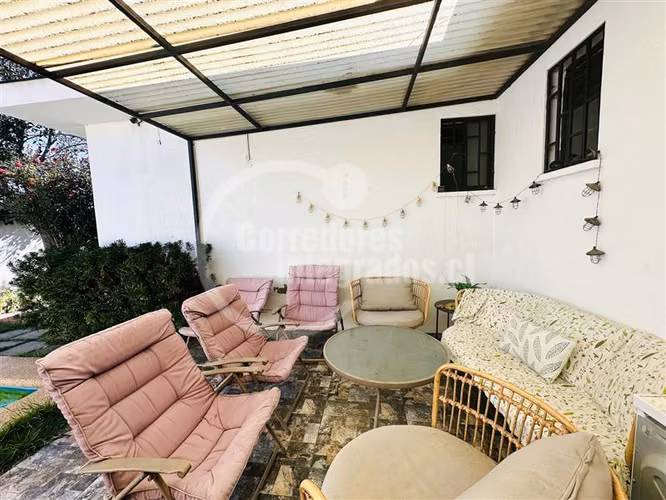 Casa en arriendo de 4 dorm. en Las Condes