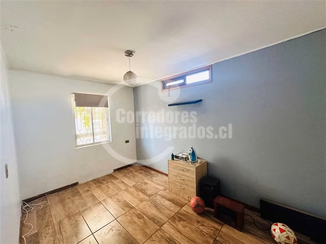 Casa en arriendo de 4 dorm. en Las Condes