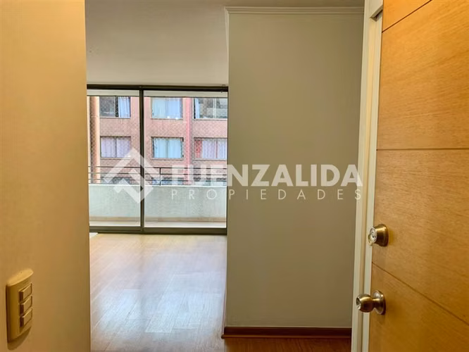 Arriendo Departamento en Santiago 2 Dormitorios Sta Lucía