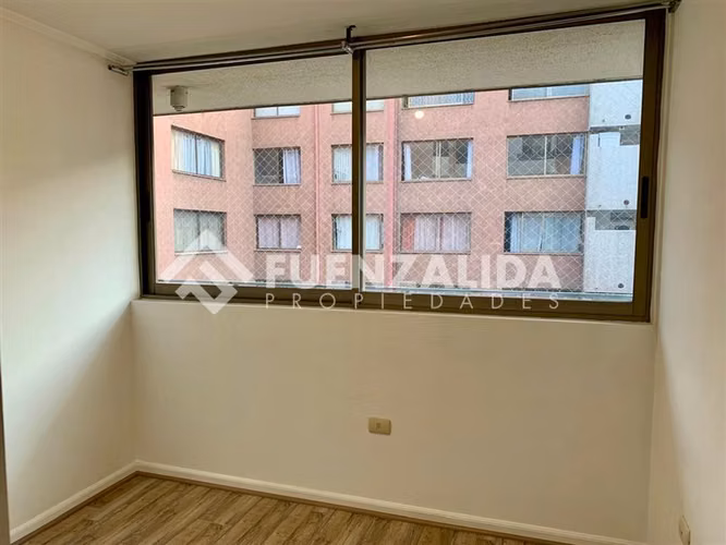 Arriendo Departamento en Santiago 2 Dormitorios Sta Lucía