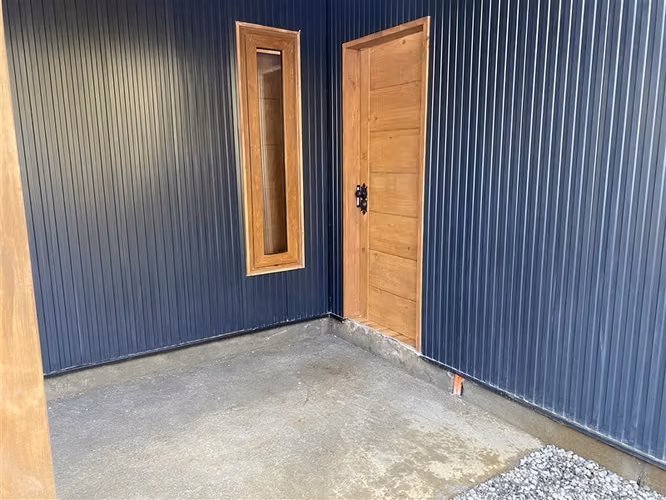 VENTA CASA NUEVA A ESTRENAR EN PUCÓN. 2 D/2B .PARCELA 5000 M