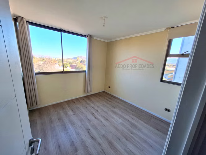 Se Vende Funcional  Departamento en Condominio Valle de Toranzo, comuna de Quillota