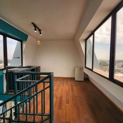 Oficina Duplex, gran vista con Estacionamiento (172383)