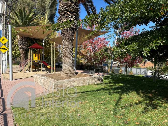 Casa con Gran Potencial en Los Dominicos (172392)