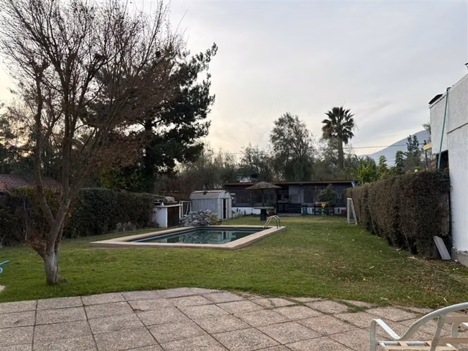 TusCorredores vende hermosa casa en Loteo Las Vizcachas