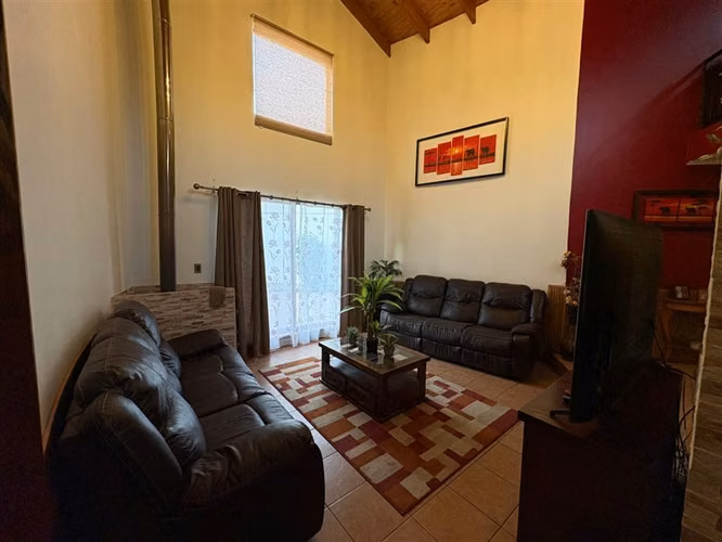 TusCorredores vende hermosa casa en Loteo Las Vizcachas