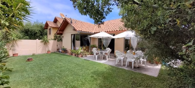 TusCorredores vende casa modelo arrayan en Hacienda el Peñon