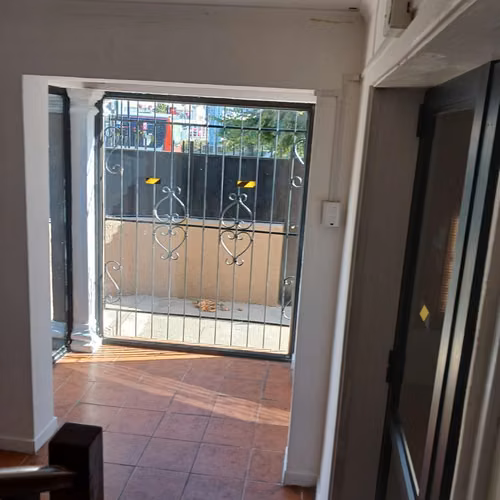VASS ARRIENDA GRAN CASA COMERCIAL 1 NORTE VIÑA DEL MAR