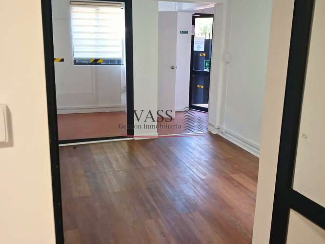 VASS ARRIENDA GRAN CASA COMERCIAL 1 NORTE VIÑA DEL MAR - Imagen 12