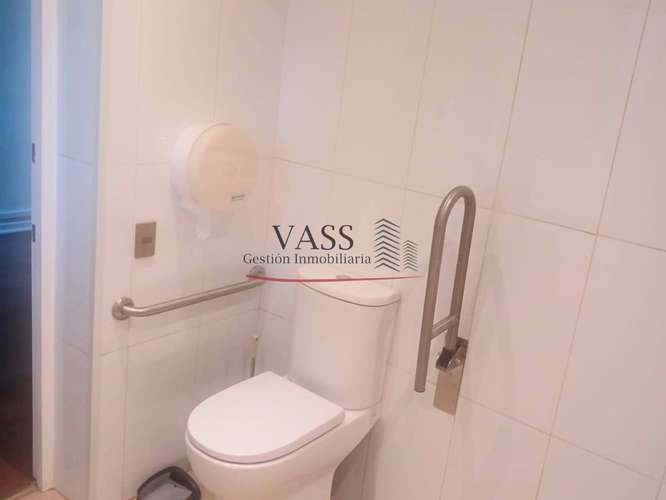VASS ARRIENDA GRAN CASA COMERCIAL 1 NORTE VIÑA DEL MAR - Imagen 16