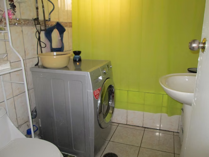 Depto 2 dormitorios, 1 baño, 65mt2, Santiago, Metro Republica