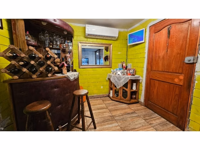 SE VENDE AMPLÍA Y HERMOSA CASA EN ALEJANDRO FLEMING LAS CONDES - Imagen 11