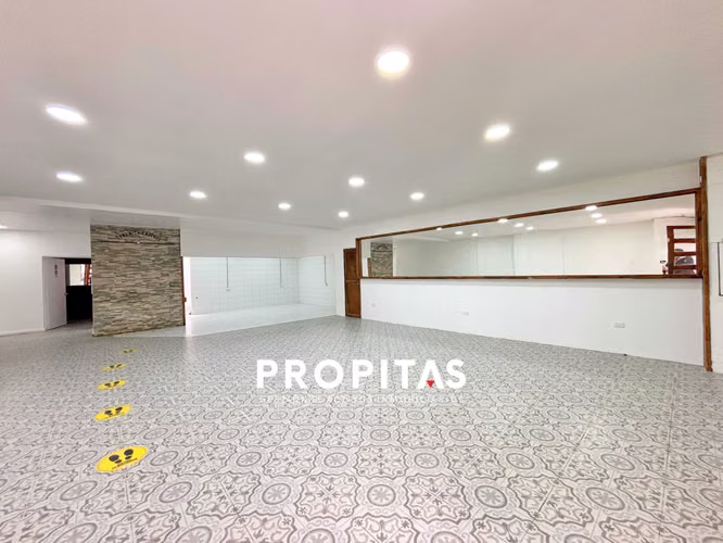 Local 153 m² Alto Flujo Comercial (172447)