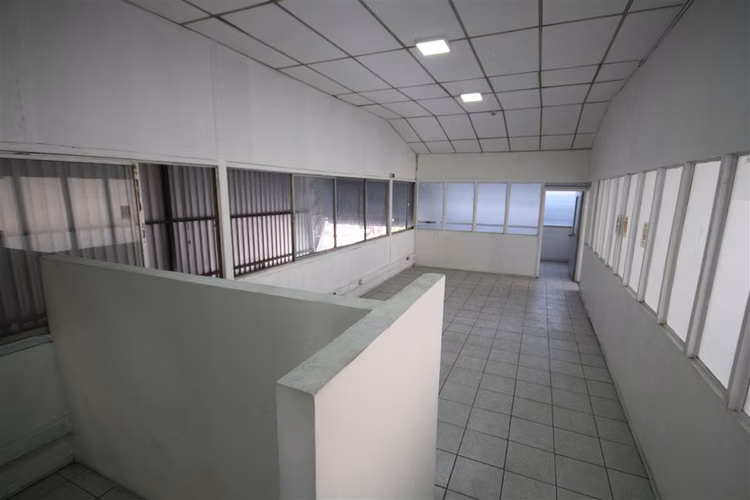 OFICINA Av.Quilin // Pedro de Valdivia // Obispo Arturo Espinoza