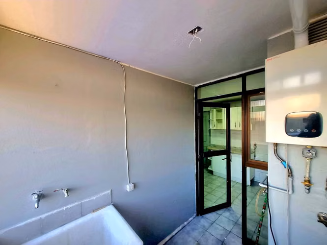 Arriendo Dpto. al frente del Mall de Los Angeles