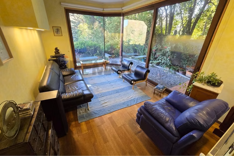 Venta casa 3 pisos en condominio – el arrayan