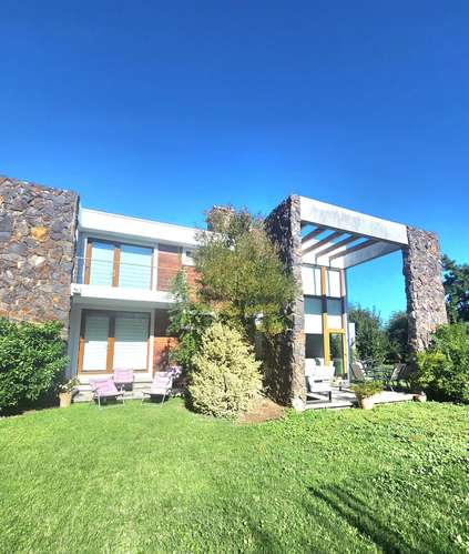 VENTA ESPECTACULAR CASA EN CLUB DE GOLF 7 RIOS, LOS ANGELES