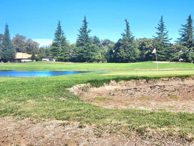 VENTA ESPECTACULAR CASA EN CLUB DE GOLF 7 RIOS, LOS ANGELES