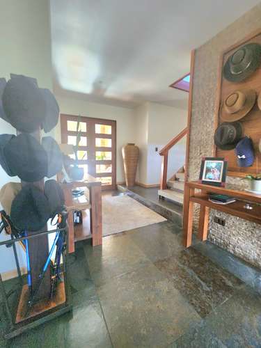 VENTA ESPECTACULAR CASA EN CLUB DE GOLF 7 RIOS, LOS ANGELES