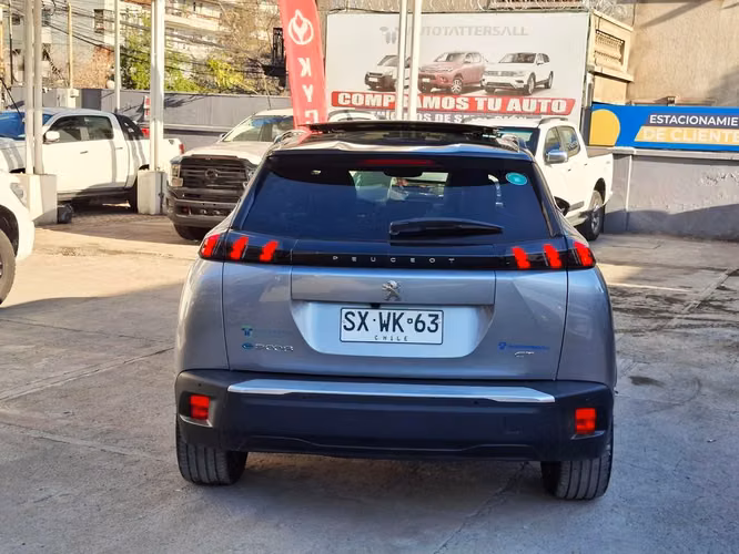 PEUGEOT 2008 2023