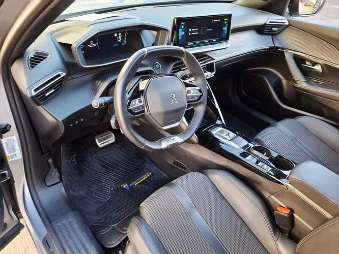 PEUGEOT 2008 2023