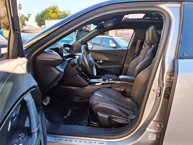 PEUGEOT 2008 2023