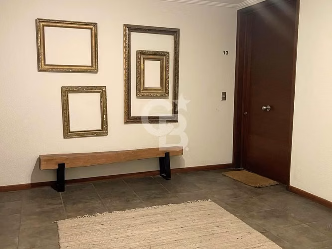 Venta: Moderno Impecable Departamento en Lo Barnechea.CBG