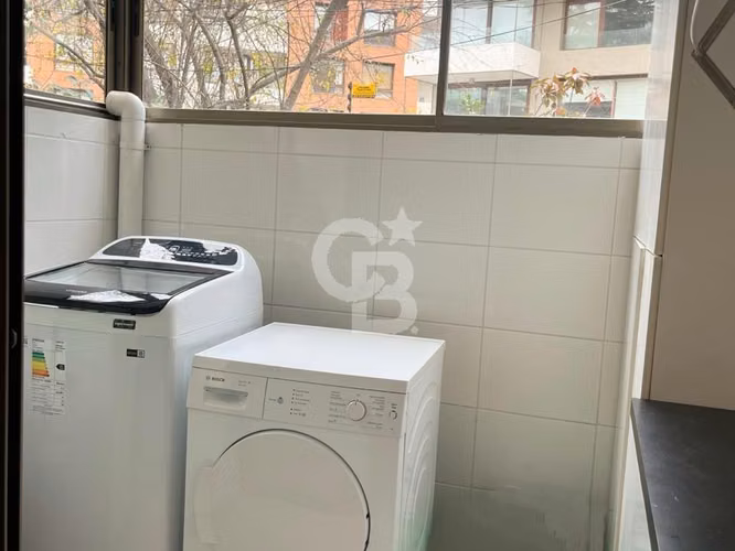 Venta: Moderno Impecable Departamento en Lo Barnechea.CBG