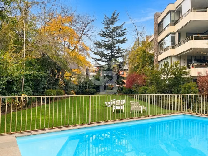 Venta: Moderno Impecable Departamento en Lo Barnechea.CBG