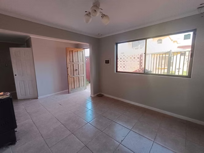 VENTA CASA A PASOS PLAYA HERRADURA (172506)
