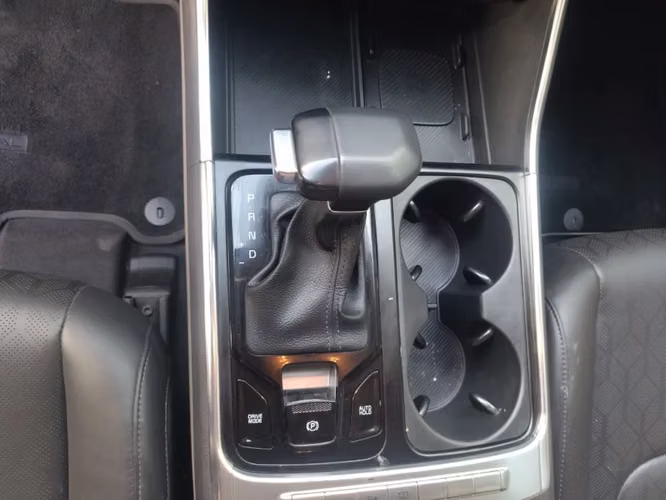 Kia Carnival 2.2 EX DIESEL 4X2 8AT 5P 2025