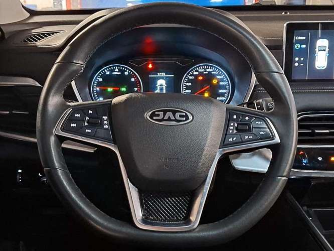 JAC JS8 2024