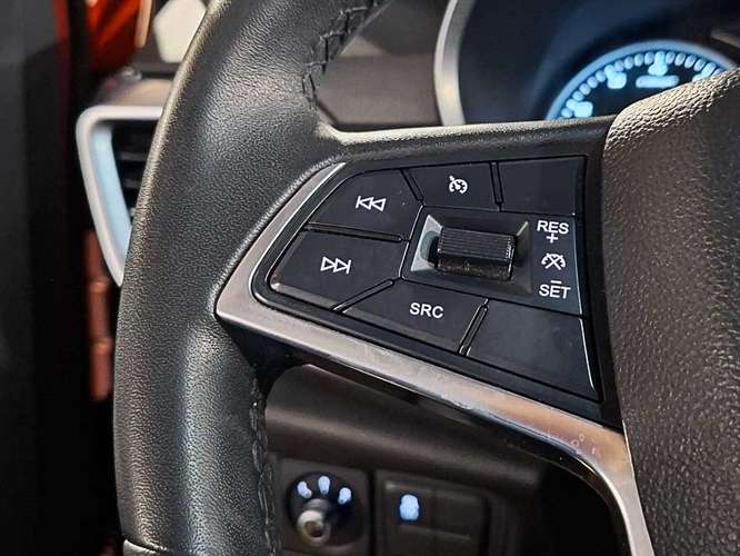 JAC JS8 2024