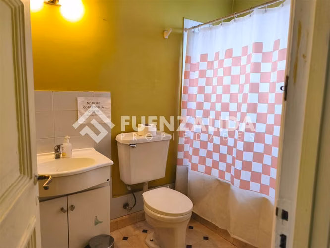 CASA COMERCIAL en arriendo en Las Condes