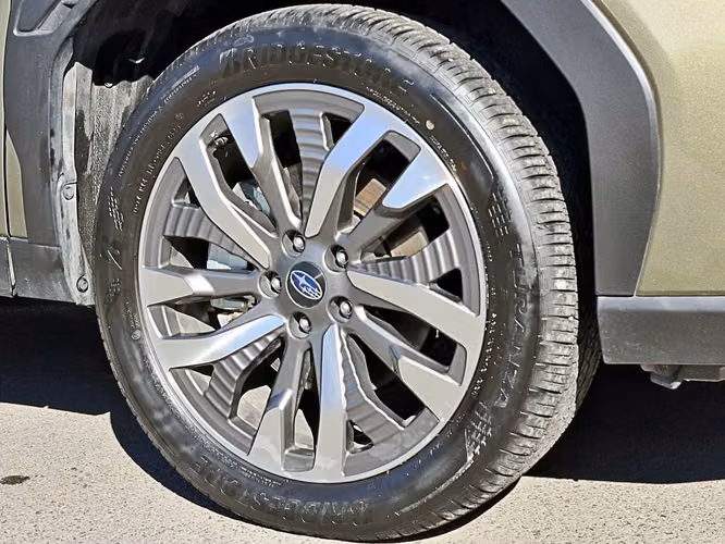 SUBARU FORESTER 2026