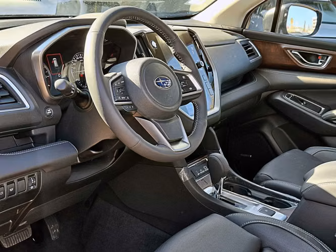 SUBARU EVOLTIS 2026