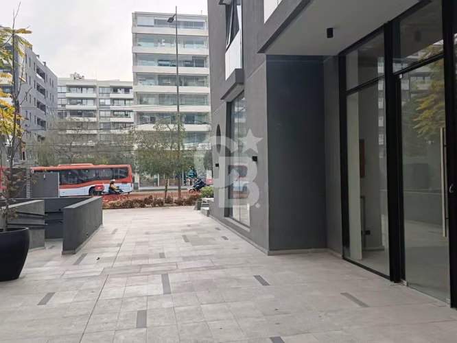 Arriendo espacio Comercial Estratégico: Gran Potencial, CBG