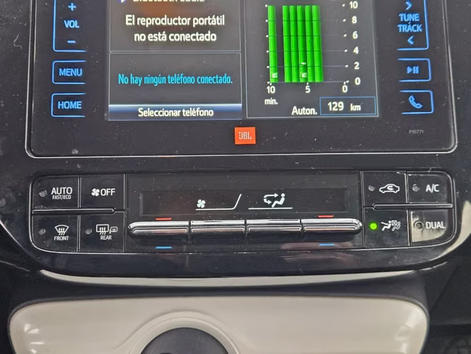 Toyota Prius 1.8 CVT AT 5P 2018 - Imagen 18