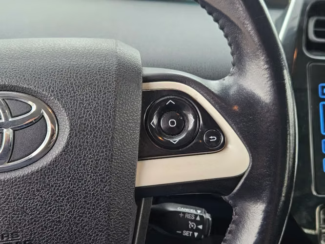 Toyota Prius 1.8 CVT AT 5P 2018 - Imagen 16