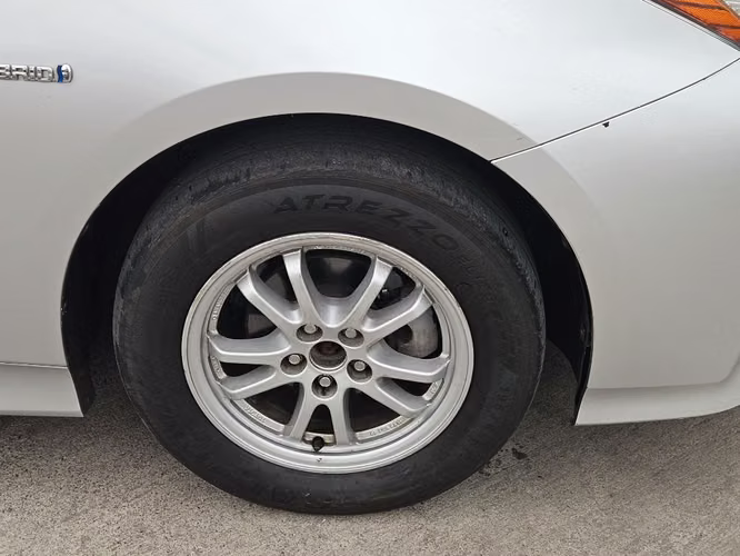 Toyota Prius 1.8 CVT AT 5P 2018 - Imagen 11