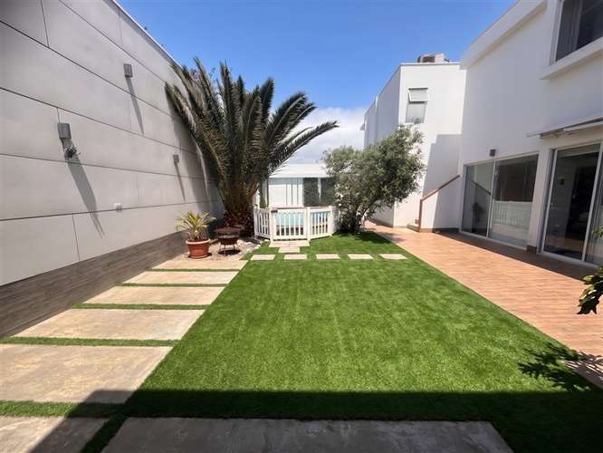 Casa en venta de 6 dormitorios Condominio La Portada